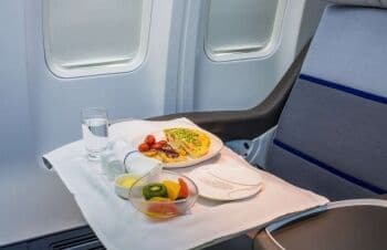 <i>Dear</i> Traveler, Ini 5 Rahasia Makanan di Pesawat yang Perlu Diketahui