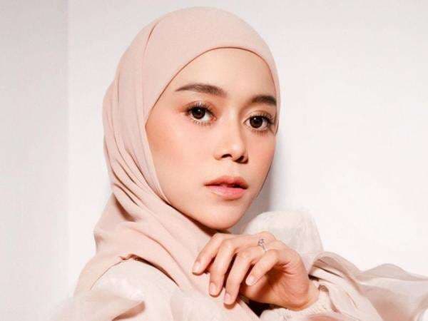 Lagu Lesti Kejora 'Sekali Seumur Hidup' Trending #2, Rayakan 8 Tahun di Dunia Musik