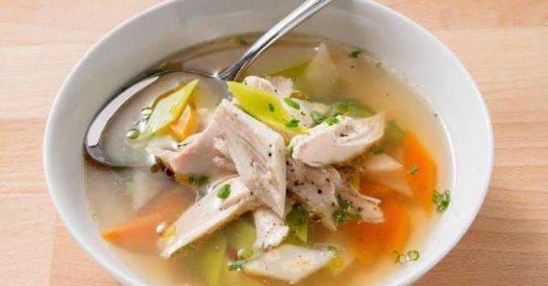 Cara Membuat Sup Ayam Bening yang Enak, Cocok untuk Menu Sehari-hari