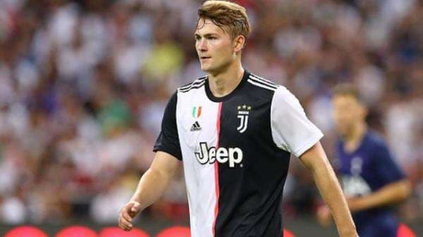 Resmi! De Ligt Tinggalkan Juventus dan Bergabung Bayern Munchen