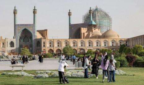 Rusak Saat Diperbaiki, Ini Profil Masjid Shah Isfahan Iran yang Bersejarah