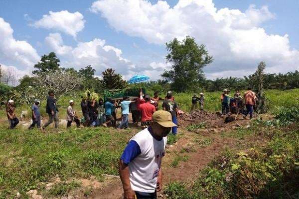 Tragis, Warga OKI Tewas Diinjak-injak Gajah Liar saat Istirahat di Tenda Tragis, Warga OKI Tewas Diinjak-injak Gajah Liar saat Istirahat di Tenda