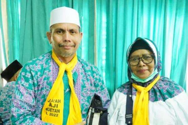 Bikin Haru! Dibayar Sukarela, Tukang Pijat Asal Magetan Ini Akhirnya Bisa Naik Haji