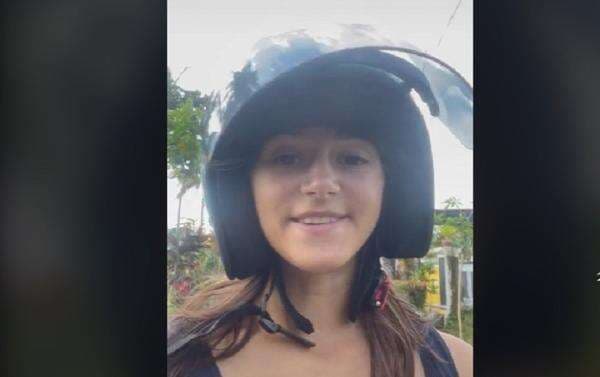 Bule Cantik Bagikan Pengalaman Ditolong Warga Bali saat Motor Mogok: So Helpfull People