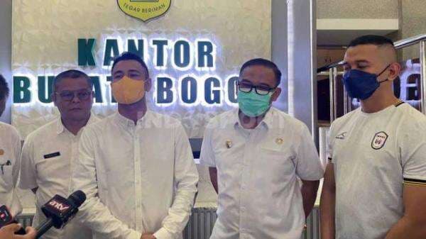 Rafathar Dibikin Nangis The Jakmania, Raffi Ahmad: Itu Seninya Sepak bola!