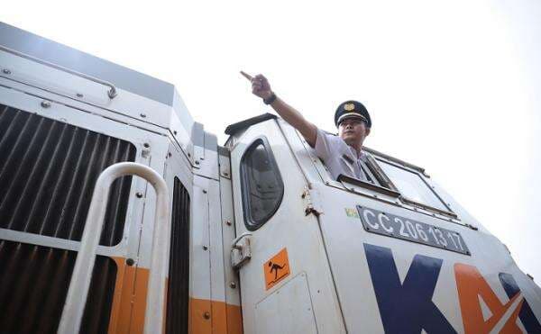 Minat Jadi Masinis PT KAI? Syarat Tidak Ribet, Gaji Besar Plus Tunjangan sampai 3 Anak