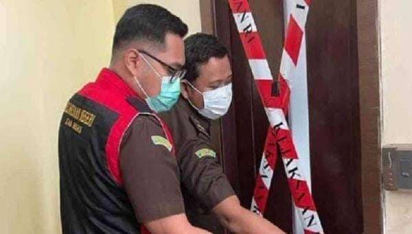 Kejaksaan Geledah dan Segel Kantor BPKAD Sikka, Sejumlah Dokumen Disita