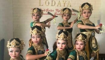 Mengenal Tarian Bedog Lubuk Khas Karawang, Tampil di Event Internasional Loh!