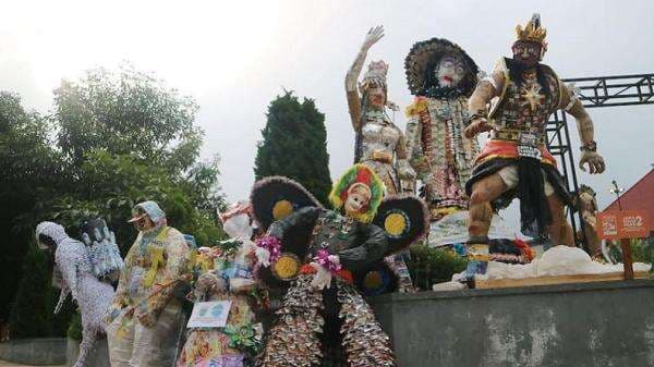 Pesona Kawasan Balai Kota Batu, Ada Patung Gatotkaca hingga Robocop dari Sampah Plastik