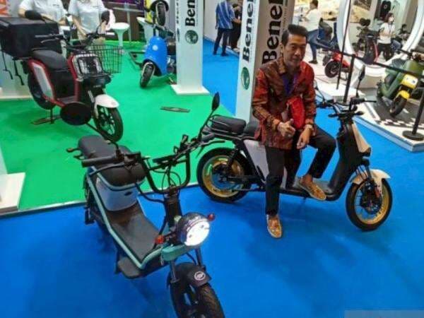 Di PEVS 2022 Ada Sepeda Motor Listrik Gaya Terondol Keeway, Top Speed 80 km/jam