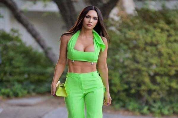 Unggah Foto Perut Sixpack di Instagram, Megan Fox Ngaku Tidak Berolahraga