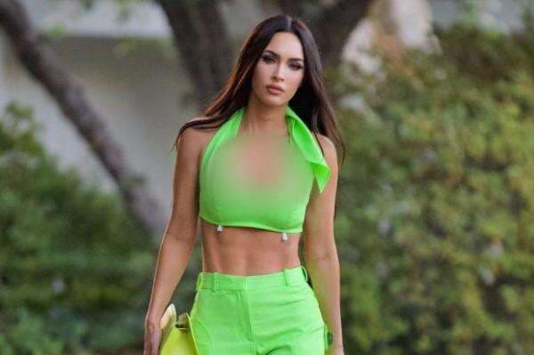 Pamer Perut Sixpack, Megan Fox Klaim Tidak Pernah Berolahraga