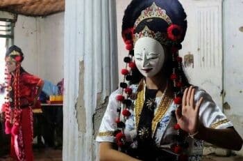 Unik, Tari Topeng Gigit Ternyata Hanya Ada di Indonesia