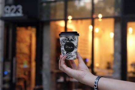 Kisah Omar Karim Prawiranegara, Pendiri Dua Coffee yang Sudah Go Internasional