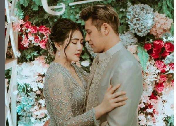 Bikin Baper, Via Vallen Ungkap Kesan Pertama Bertemu Sang Suami