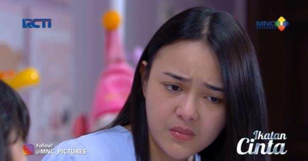 Link Live Streaming Ikatan Cinta, Senin 25 Juli 2022: Reyna Tanya Alasan Elsa Berbohong, Andin Terdiam