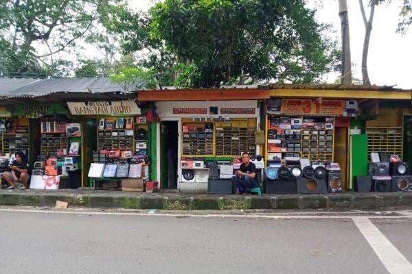 Cari Audio Tape Mobil? Ke Cihapit Kota Bandung Saja, Murah!