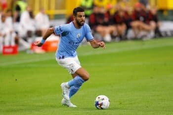 Meski Chelsea dan Liverpool Makin Kuat, Riyad Mahrez Tetap Yakin Manchester City yang Juara Liga Inggris 2022-2023