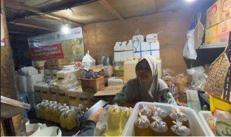 Warga Keluhkan Penggunaan PeduliLindungi untuk Beli Migor Warga Keluhkan Penggunaan PeduliLindungi untuk Beli Migor