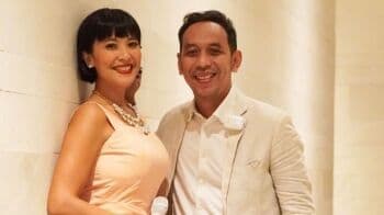 7 Potret Sophie Navita, Istri Pongki Barata yang Cantik dan Awet Muda