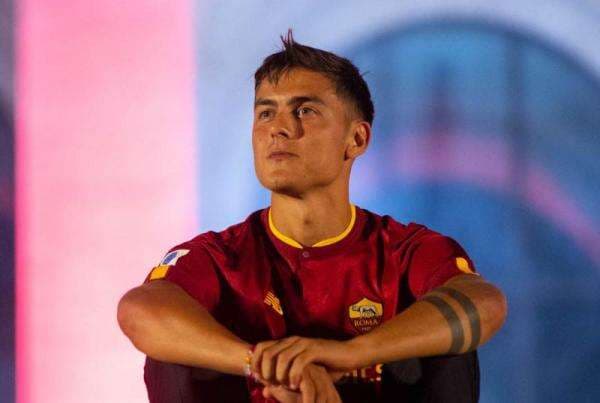 Diperkenalkan AS Roma, Paulo Dybala Akui Tak Sabar Main di Olimpico Diperkenalkan AS Roma, Paulo Dybala Akui Tak Sabar Main di Olimpico