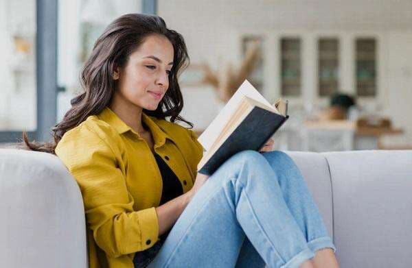 Buku Fiksi dan Non-Fiksi: Ini Perbedaan, Ciri-ciri dan Contohnya