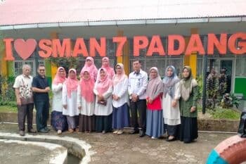 2 Guru SMAN 7 Padang Terpilih Ikuti Program Kemitraan ke Australia, Sisihkan 500 Pengajar se-Indonesia