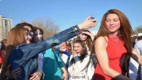 Waduh! Pasar Pengantin di Bulgaria, Tradisi ‘Menjual’ Anak Gadis untuk Menikah