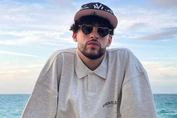 Lirik Lagu Efecto - Bad Bunny dan Terjemahan, Kisah Perasaan Seseorang yang Takut Kehilangan sang Kekasih