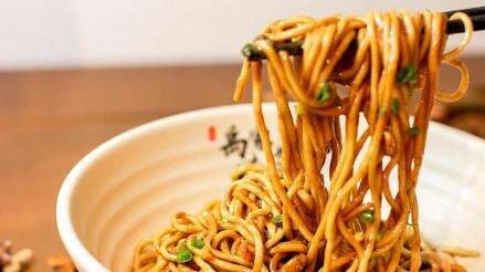 Siapa Pemilik Mie Setan? Pelopor Kuliner Pedas yang Miliki Banyak Outlet