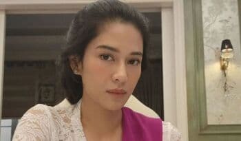 Dian Sastro Ingin Perempuan Indonesia Pede Berkebaya di Luar Negeri