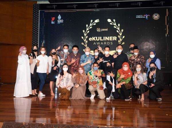 Menteri Sandiaga Uno dan Paxel Beri Penghargaan eKuliner Awards 2022, Bentuk Dukungan #PulihBersama Menteri Sandiaga Uno dan Paxel Beri Penghargaan eKuliner Awards 2022, Bentuk Dukungan #PulihBersama