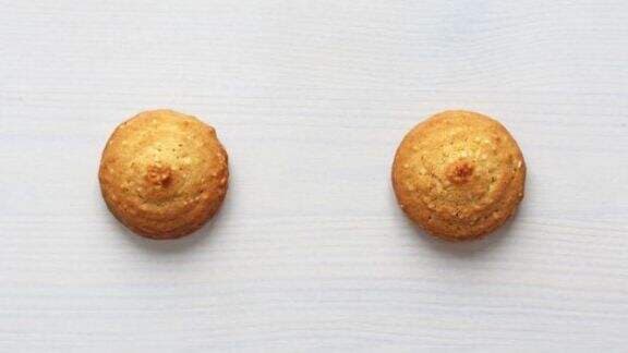 Uwaw... 7 Cara Menghisap Puting Payudara Wanita, Nikmatnya Bikin Melayang! Uwaw... 7 Cara Menghisap Puting Payudara Wanita, Nikmatnya Bikin Melayang!