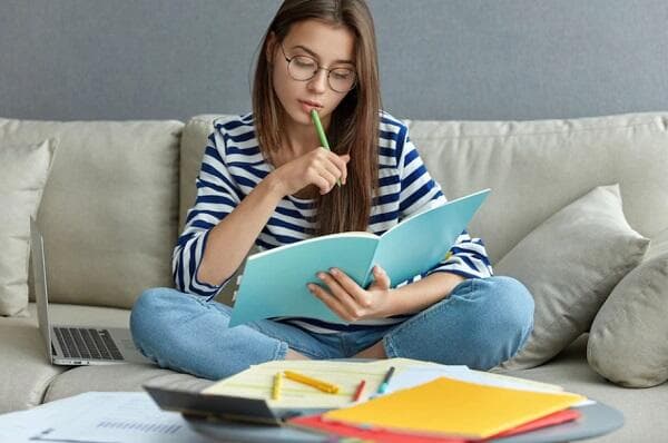 Gagasan Pokok Adalah Pokok Pembicaraan Paragraf, Ini Penjelasan, Ciri-ciri dan Cara Menentukan