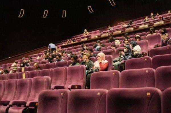 KKN di Desa Penari Tembus 9 Juta Penonton, Laba FILM Ikut Meroket 244%