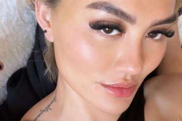 Agnez Mo Pamer Tato di Bahu, Netizen Auto Gerah