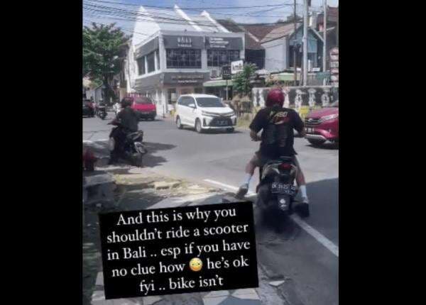Media Asing: Viral Video Aksi Gila Bule Naik Motor Matik di Bali