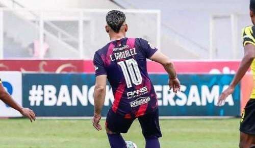 5 Pemain Sepakbola Indonesia Berusia Tua, Nomor 1 Langganan Top Skor Liga 1 5 Pemain Sepakbola Indonesia Berusia Tua, Nomor 1 Langganan Top Skor Liga 1