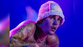 Justin Bieber Cool Pakai Topi Rajut saat Konser Tur, Karya Desainer Indonesia <i>Lho</i>!
