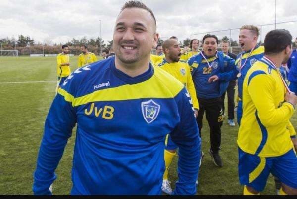 Deretan Pemain Naturalisasi Timnas Indonesia yang Sudah Pensiun