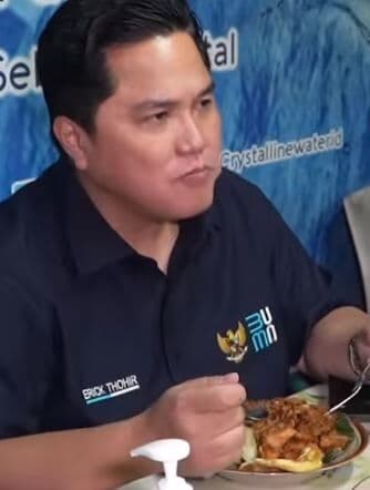 Cicipi Nasi Goreng Babat Gerobakan, Erick Thohir: Hari Ini Kolesterol!