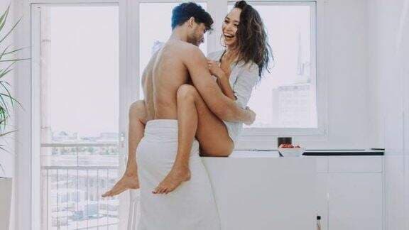 Sering Dijadikan Indikasi Orgasme, Benarkan Mendesah saat Berhubungan Seks Menandakan Puncak Kenikmatan?