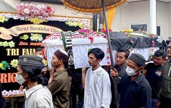 Tri Fajar Firmansyah, Korban Ricuh Suporter di Jogja Meninggal Dunia
