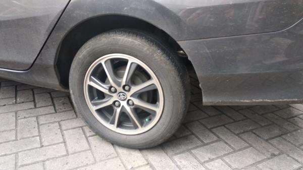 Wajib Tahu Penyebab Ban Mobil Sering Kempes, Bisa Jadi Karena Ini