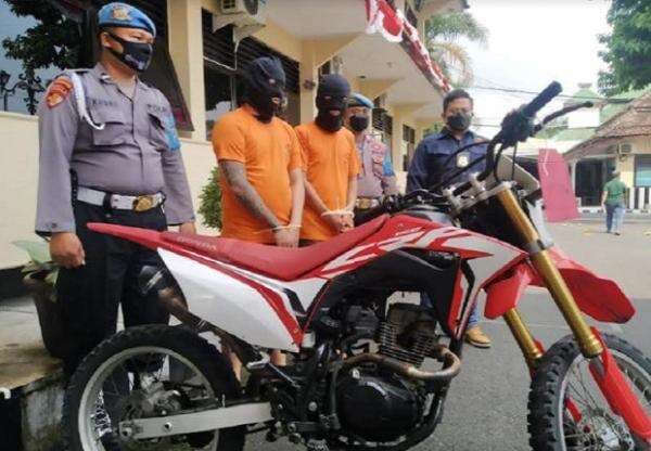 Ini Tampang 2 Tersangka Pengeroyok Fans PSS Sleman Tri Fajar Firmansyah