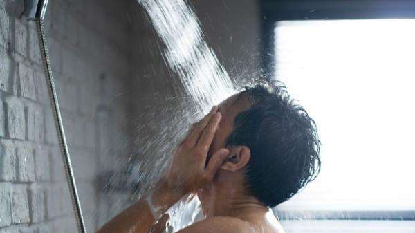 Bahayakah Melakukan Mandi Setelah Begadang?