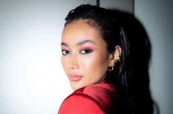 Ratu Felisha Banjir Pujian Usai Perankan Tari di Film Pengabdi Setan 2