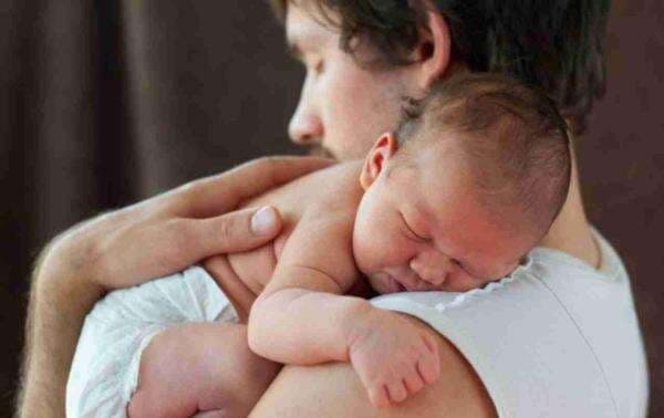 Hak Cuti Suami Saat Istri Melahirkan, Adil atau Malah Perkuat Superiortitas Suami?