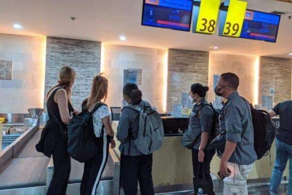 Pelanggaran Ini, 2 Bule Cewek Cantik Maroko Diusir Imigrasi Bali