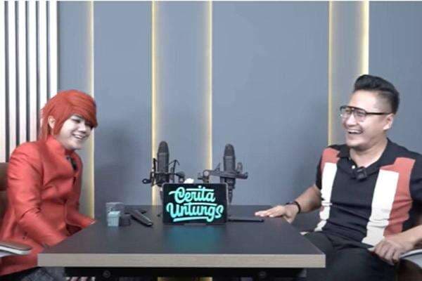 Pesulap Merah Lawan Gus Samsudin, Hidupnya Penuh Tekanan